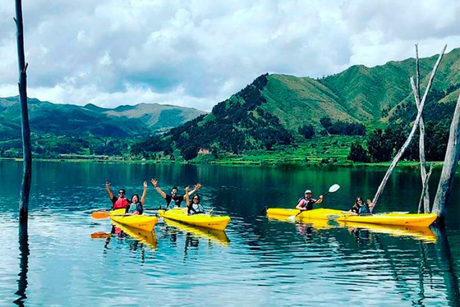 Laguna Piuray Stand Up Paddle Kayak